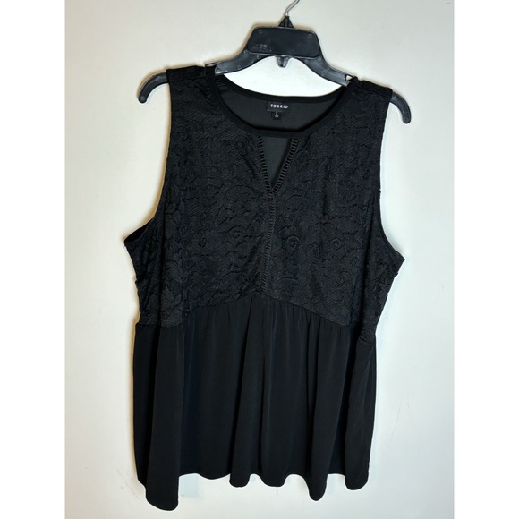 Torrid Mini Studio Knit Crew Neck Keyhole Lace Tank Black Size 2 2X - Picture 1 of 7